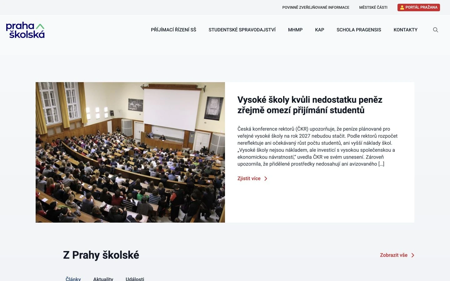 Головна сторінка Praha školská з головною статтею та навігацією освітнього порталу